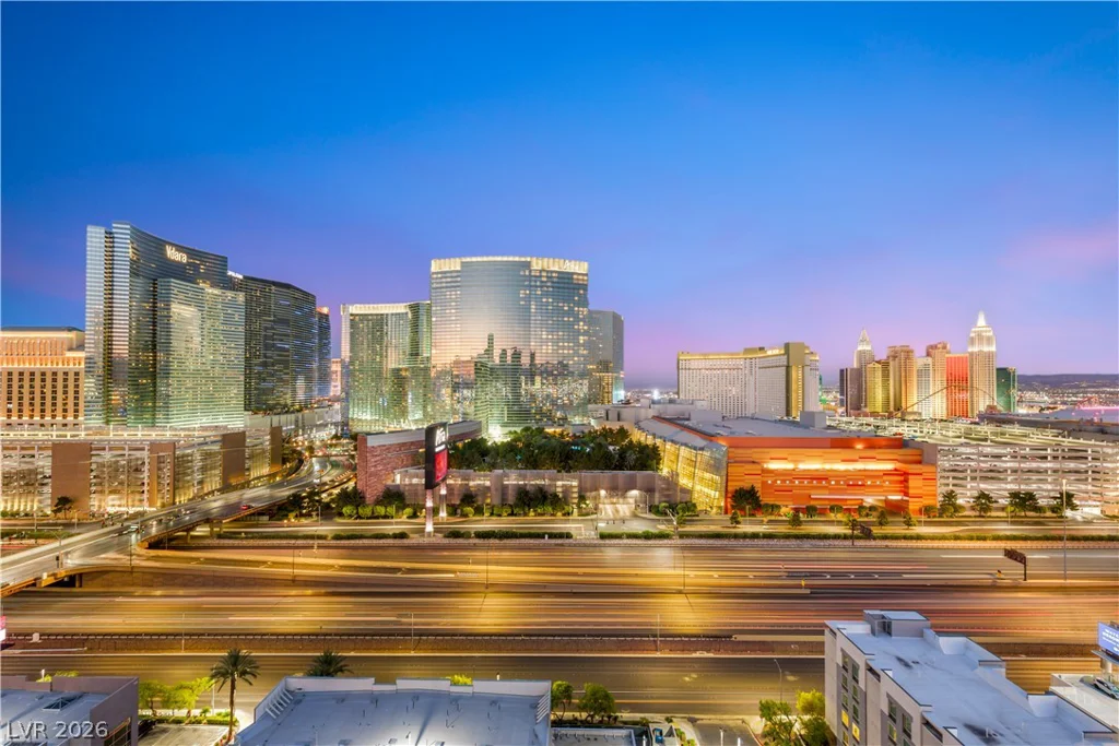 4575 Dean Martin, Las Vegas, NV 89103