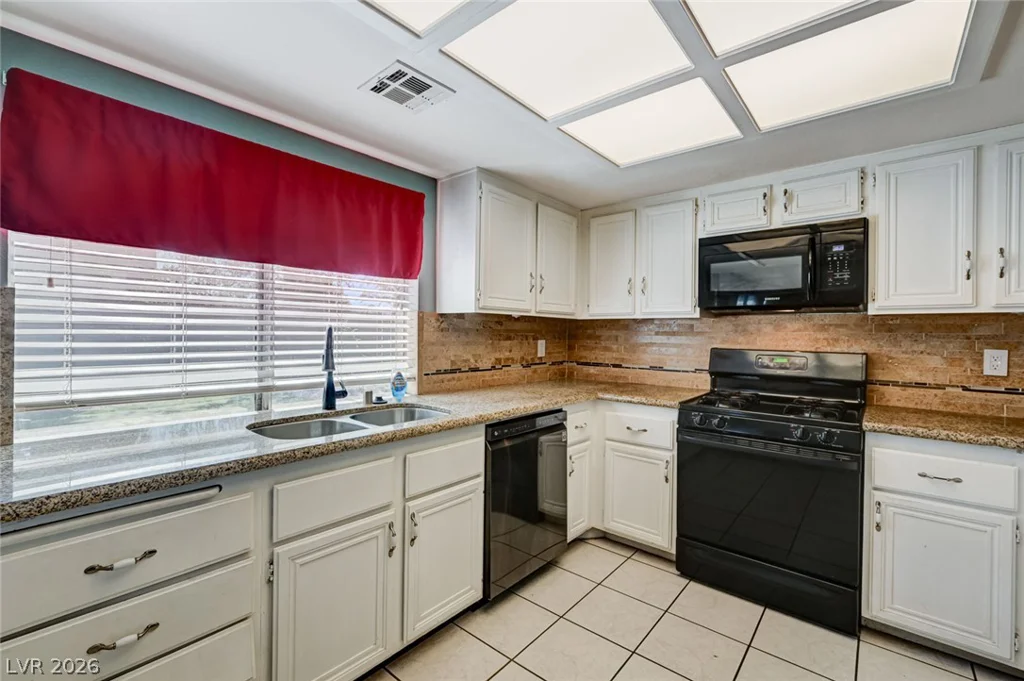 845 Shoreview, Henderson, NV 89002