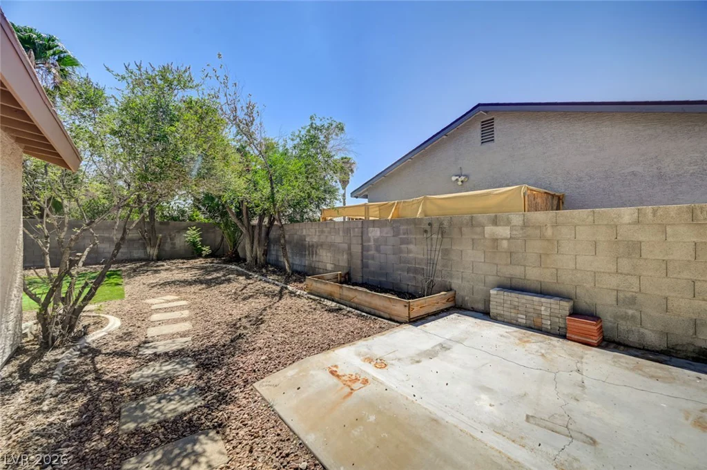 845 Shoreview, Henderson, NV 89002