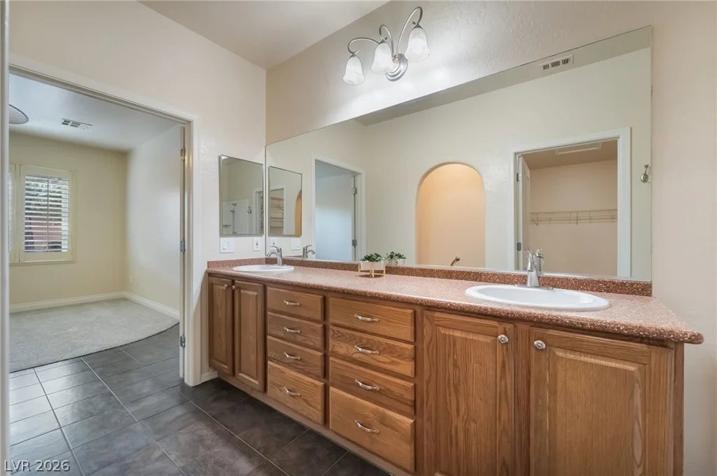 2455 Moonlight Valley, Henderson, NV 89044