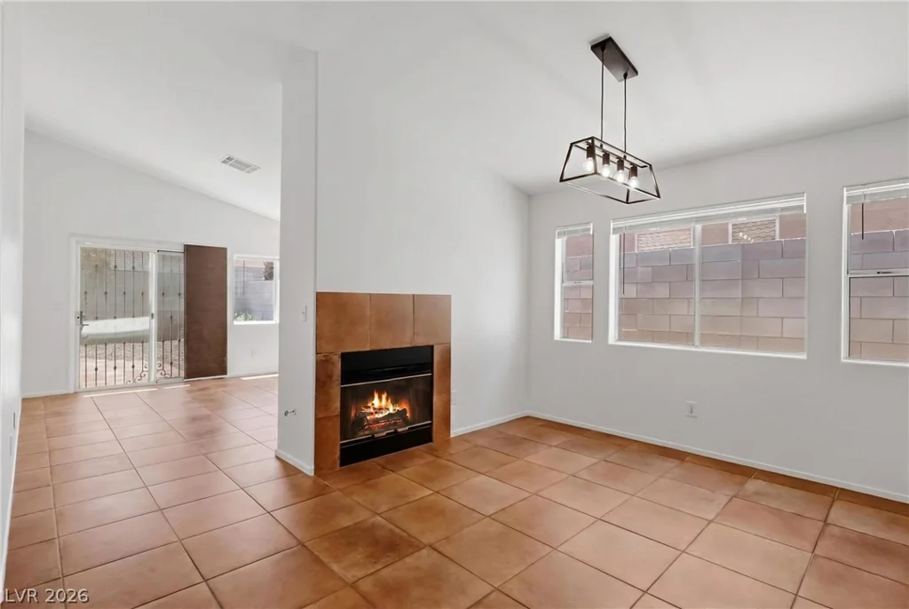 9133 Jewel Crystal, Las Vegas, NV 89129