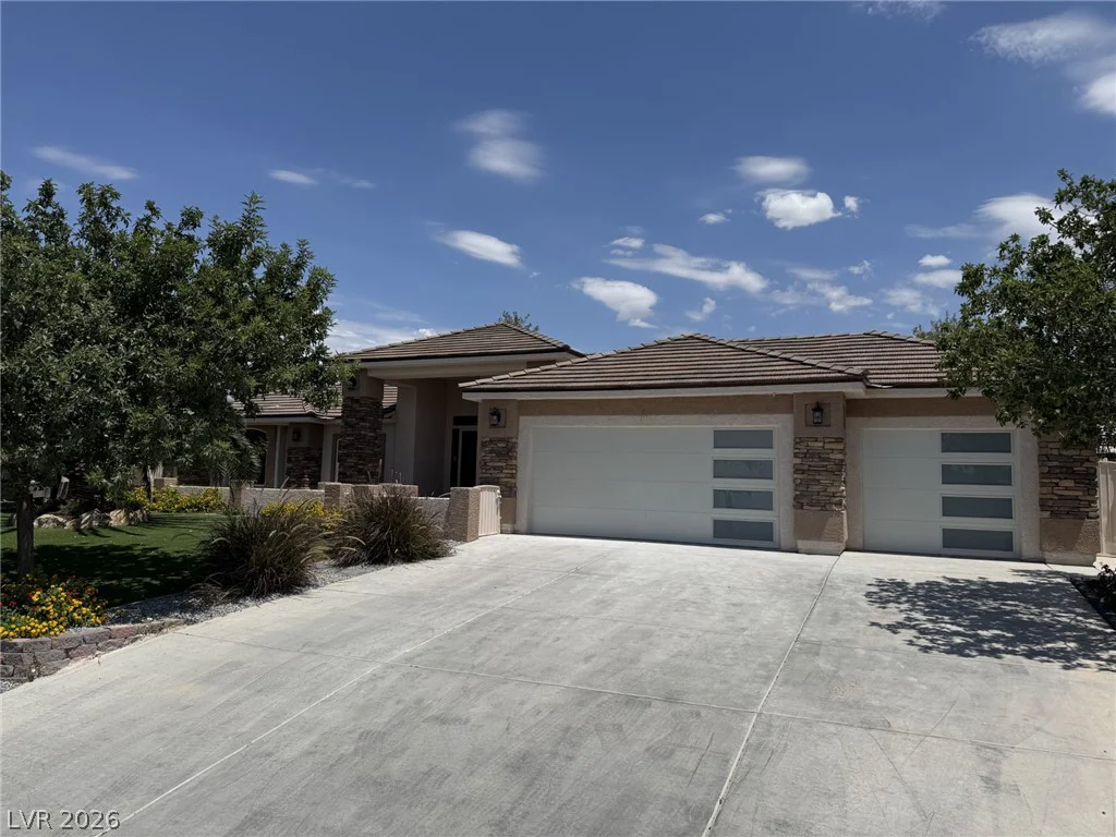 4841 Stoneham, Pahrump, NV 89061