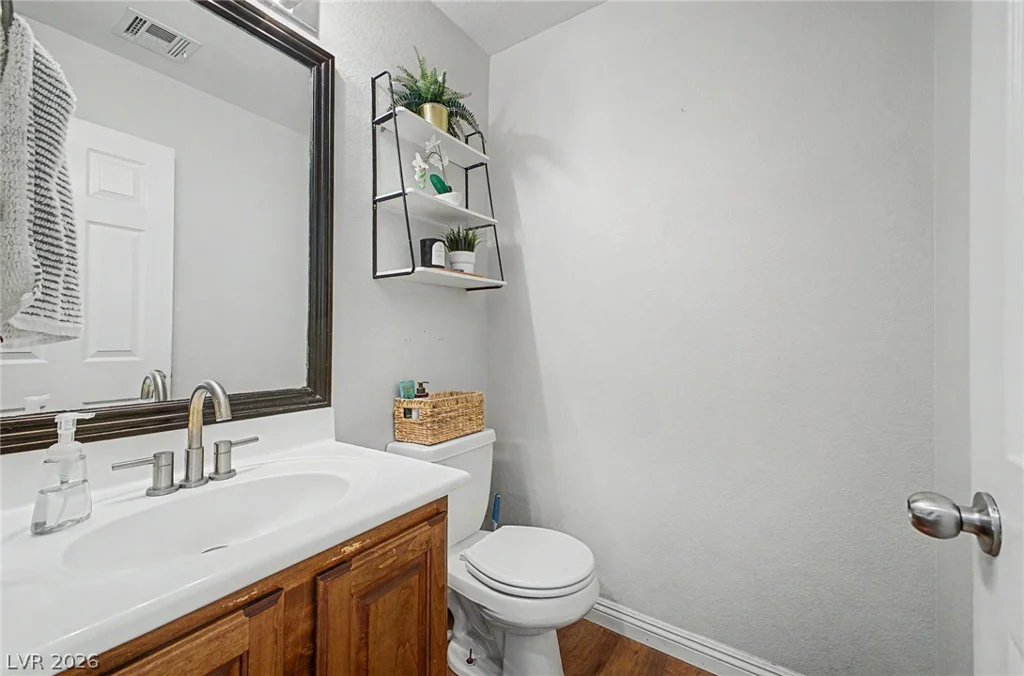 3849 Bayamon, Las Vegas, NV 89129