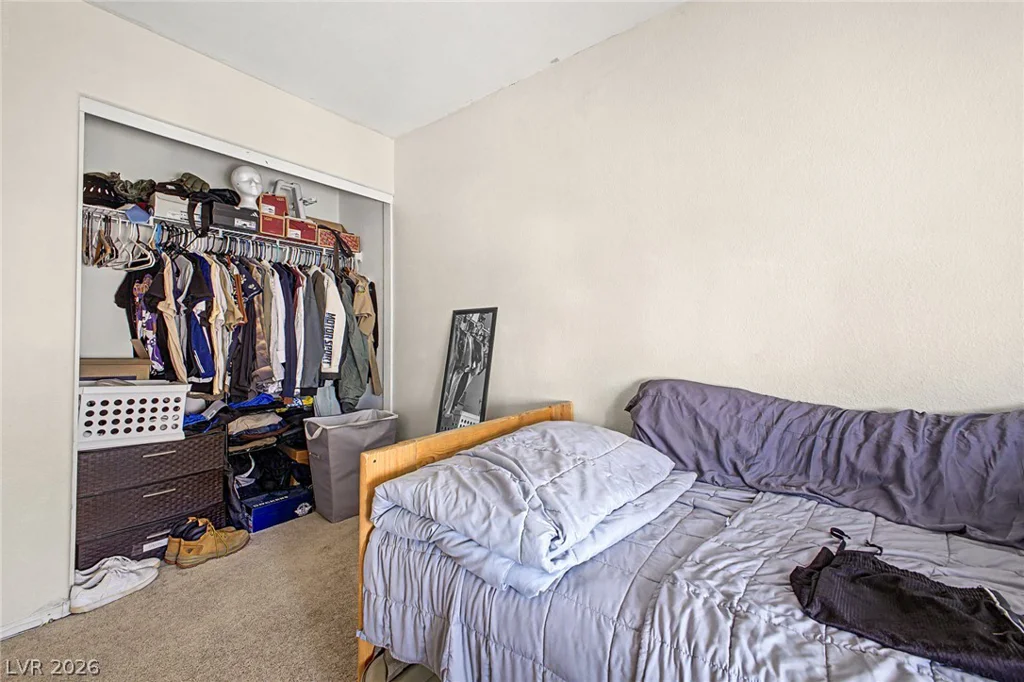 3849 Bayamon, Las Vegas, NV 89129