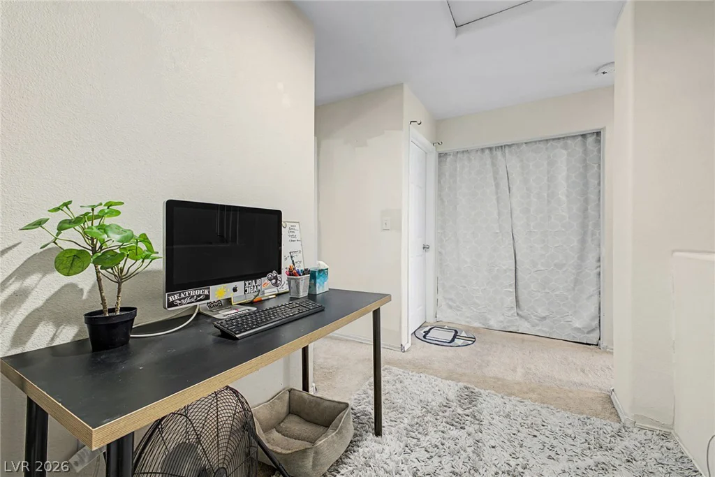 3849 Bayamon, Las Vegas, NV 89129