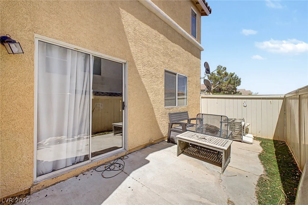 3849 Bayamon, Las Vegas, NV 89129