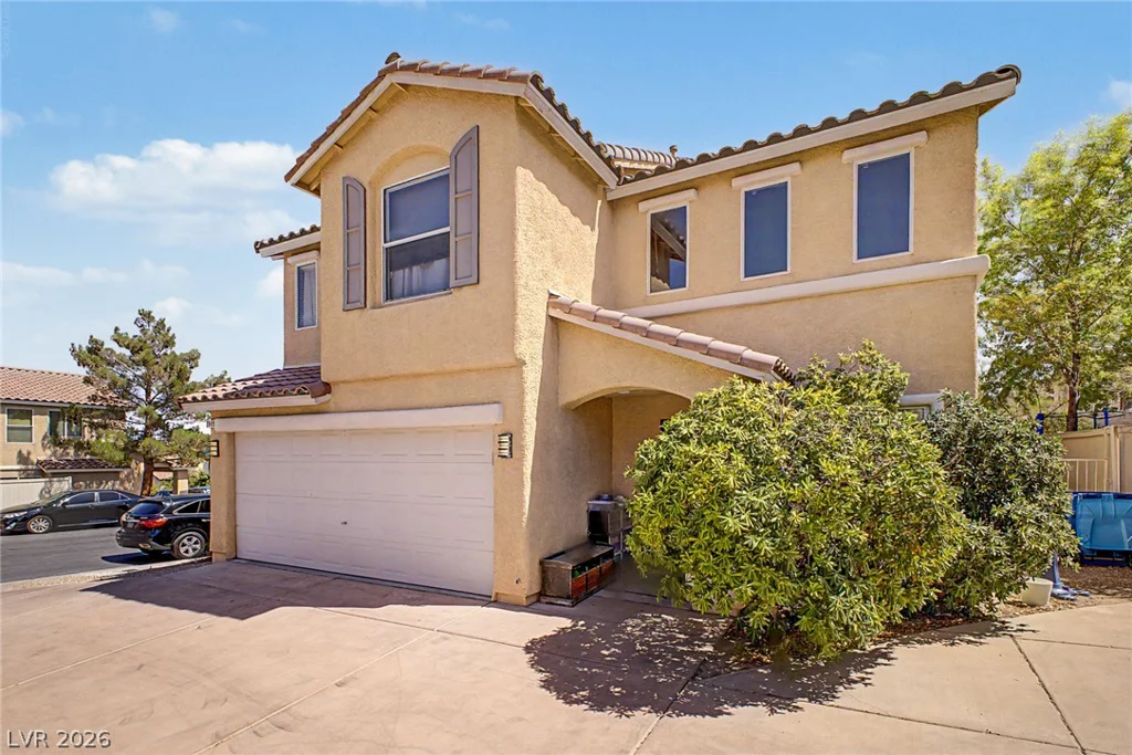3849 Bayamon, Las Vegas, NV 89129