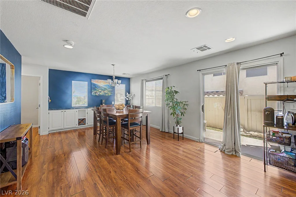 3849 Bayamon, Las Vegas, NV 89129
