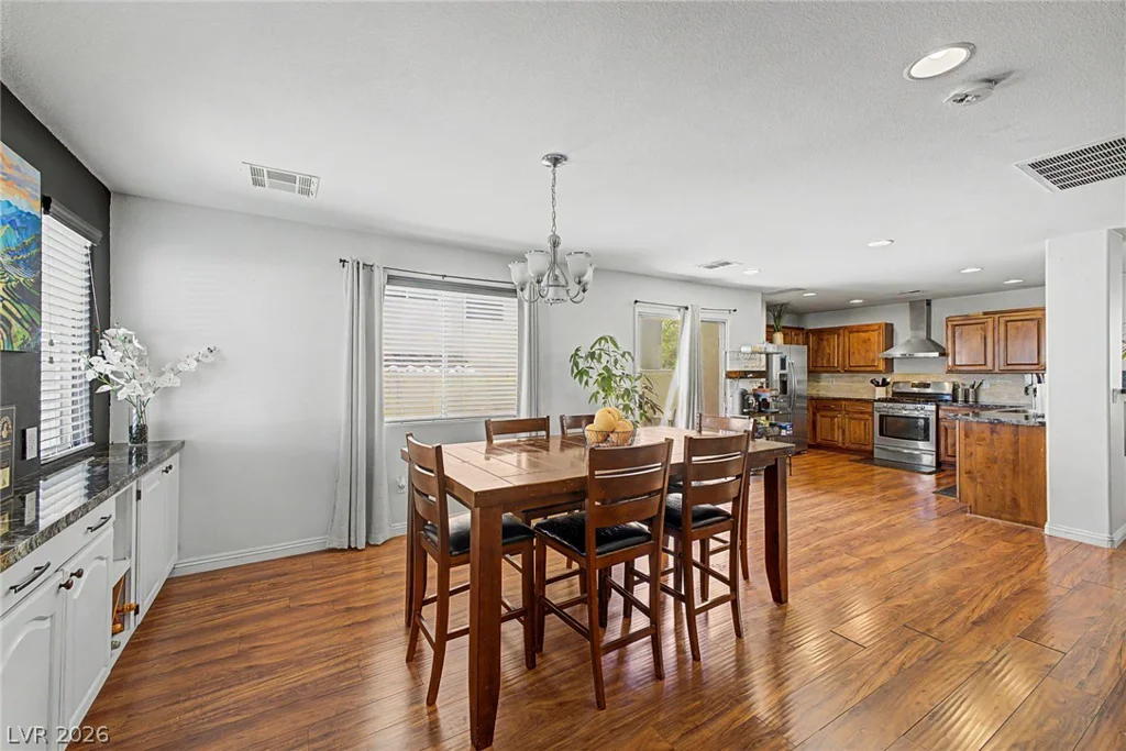 3849 Bayamon, Las Vegas, NV 89129