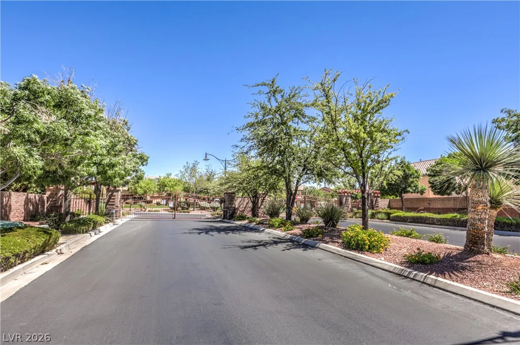 10731 DRAKE RIDGE, Las Vegas, NV 89166
