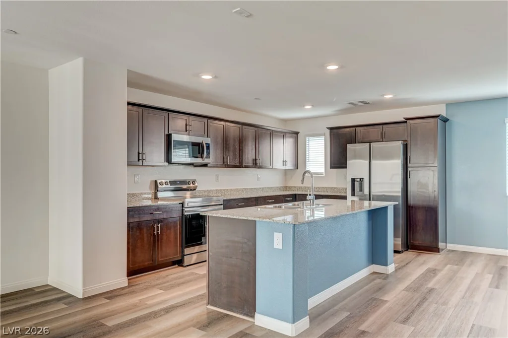 12328 Golden Wreath, Las Vegas, NV 89183