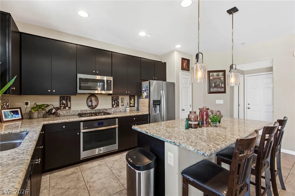 44 Moon Hill, Henderson, NV 89011