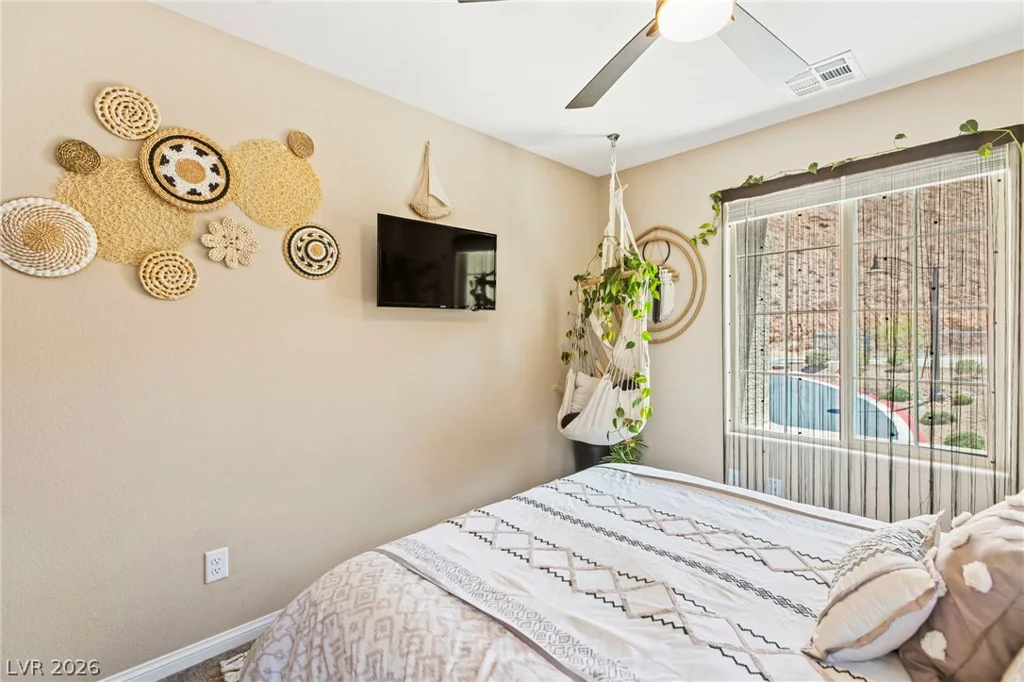 44 Moon Hill, Henderson, NV 89011