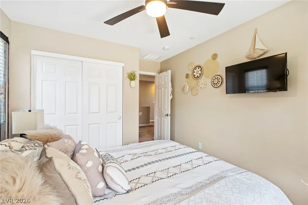 44 Moon Hill, Henderson, NV 89011