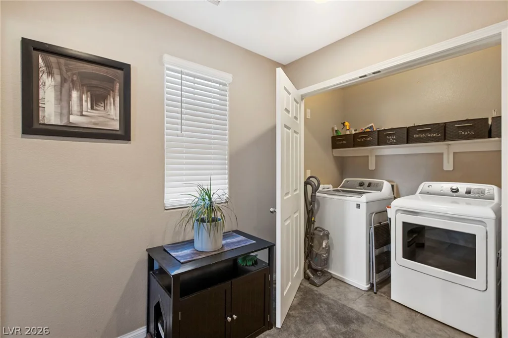44 Moon Hill, Henderson, NV 89011