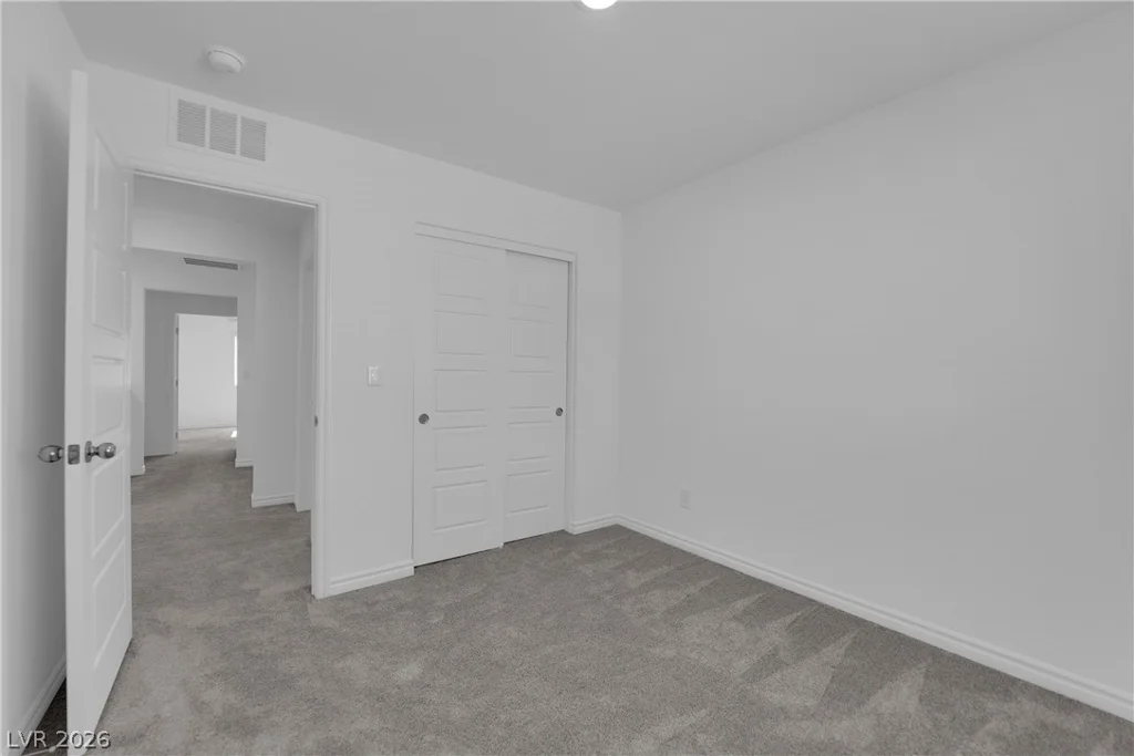 6198 Foxes Dale, Las Vegas, NV 89166