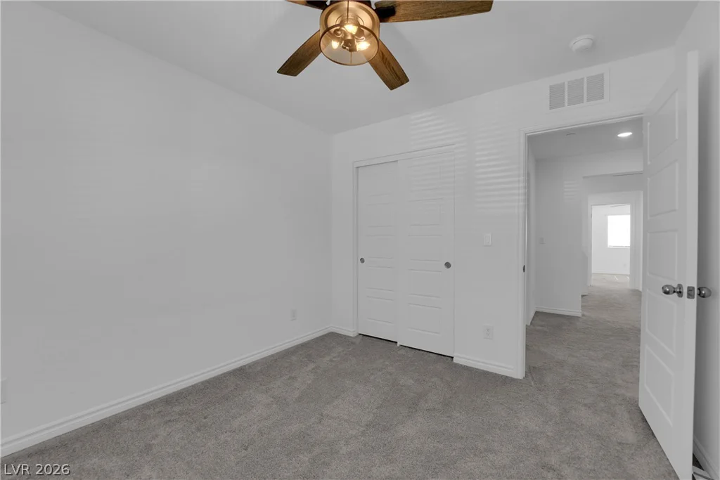 6198 Foxes Dale, Las Vegas, NV 89166