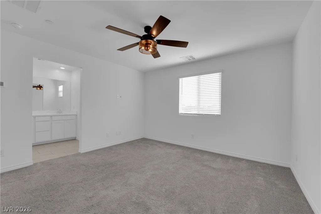 6198 Foxes Dale, Las Vegas, NV 89166