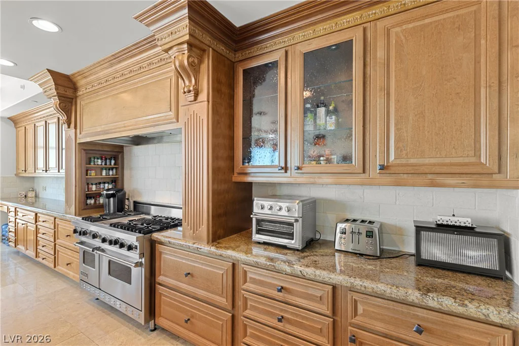 9101 Alta, Las Vegas, NV 89145
