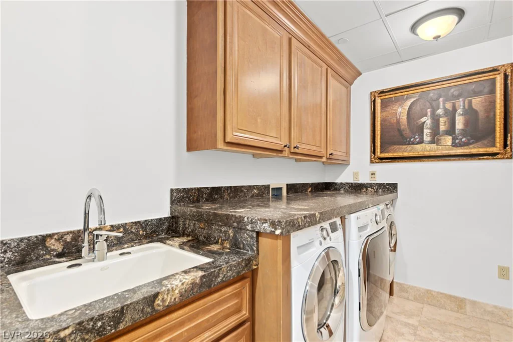 9101 Alta, Las Vegas, NV 89145