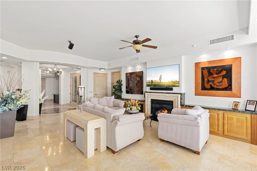 9101 Alta, Las Vegas, NV 89145