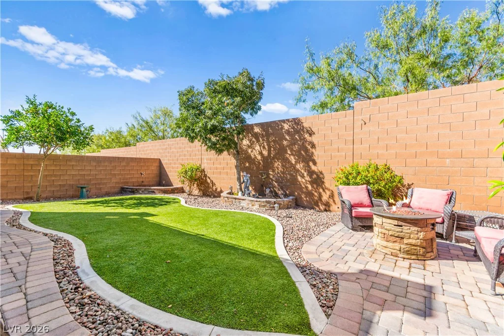 2808 Shadows Edge, Henderson, NV 89052