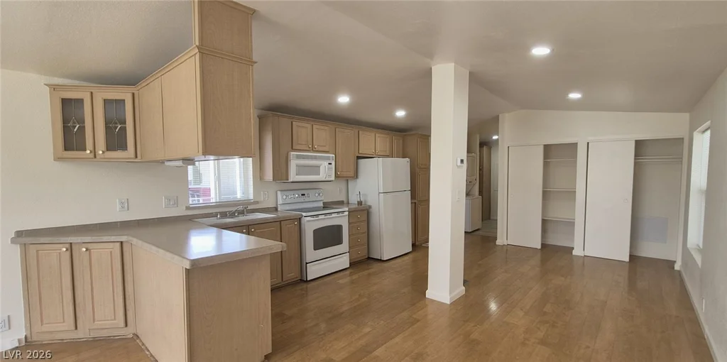 540 Montecito, Pahrump, NV 89048