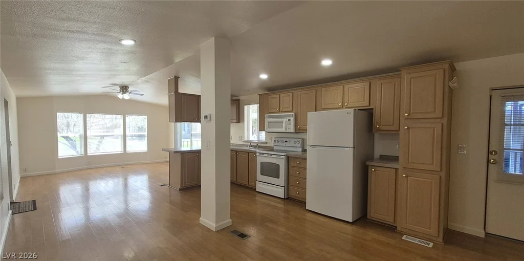 540 Montecito, Pahrump, NV 89048