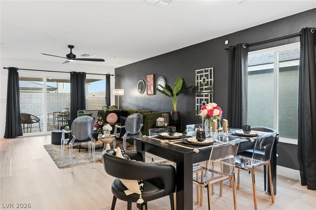 10210 Chockstone, Las Vegas, NV 89166