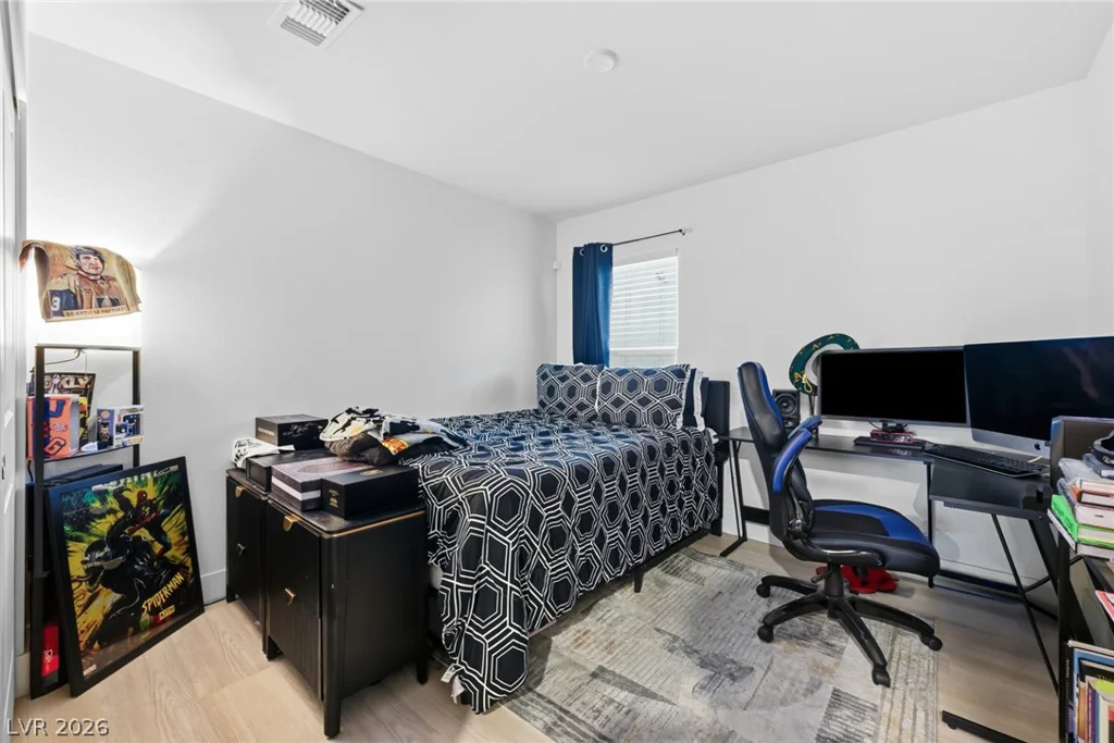 10210 Chockstone, Las Vegas, NV 89166