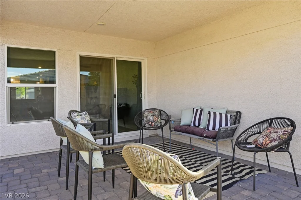 10210 Chockstone, Las Vegas, NV 89166