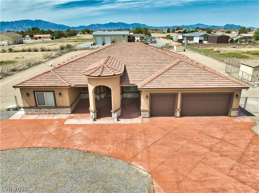 2890 Oakleaf, Pahrump, NV 89048