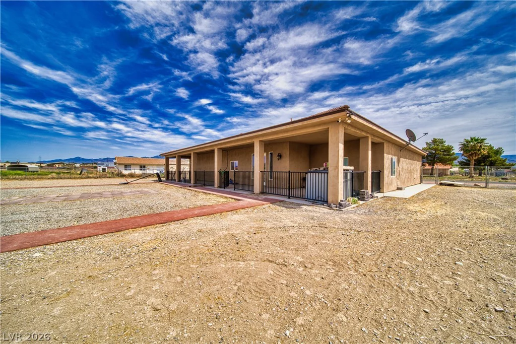 2890 Oakleaf, Pahrump, NV 89048