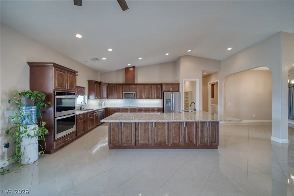 2890 Oakleaf, Pahrump, NV 89048