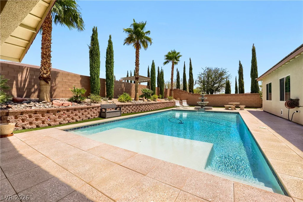 9752 Serene Star, Las Vegas, NV 89149