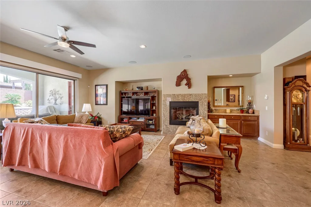 9752 Serene Star, Las Vegas, NV 89149