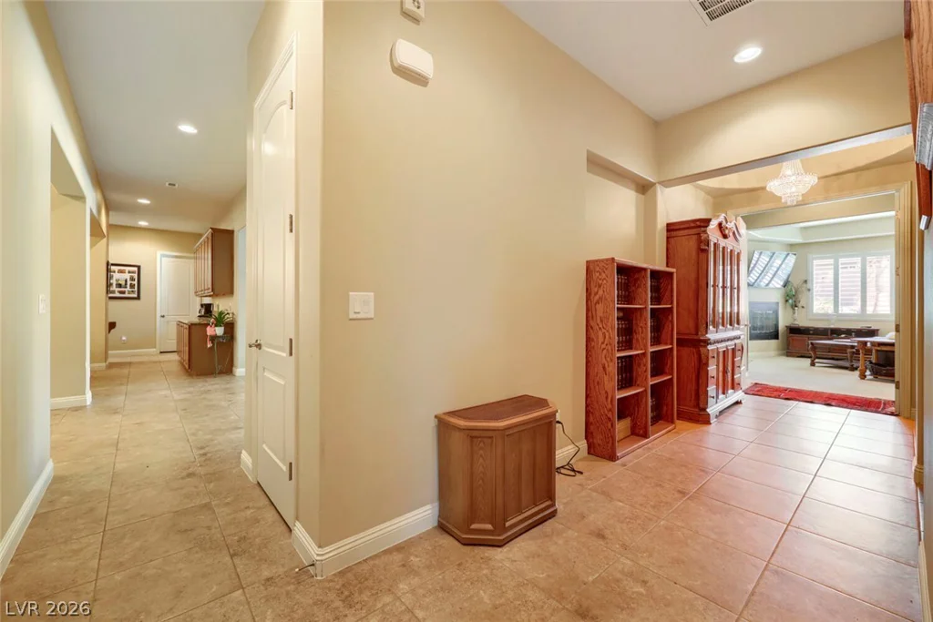 9752 Serene Star, Las Vegas, NV 89149