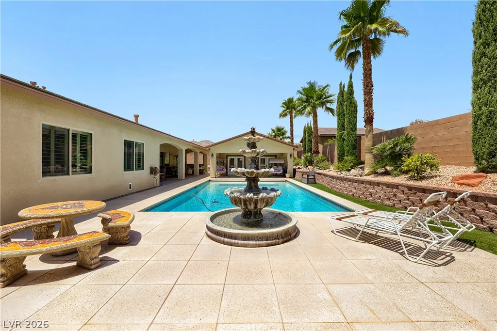 9752 Serene Star, Las Vegas, NV 89149