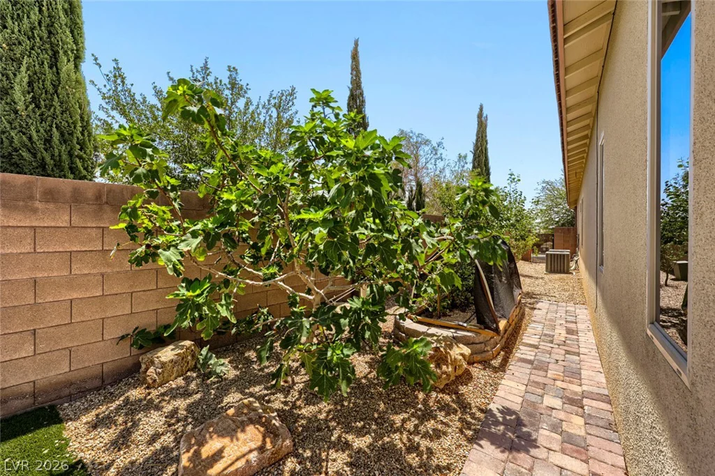 9752 Serene Star, Las Vegas, NV 89149