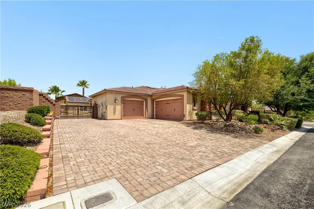 9752 Serene Star, Las Vegas, NV 89149