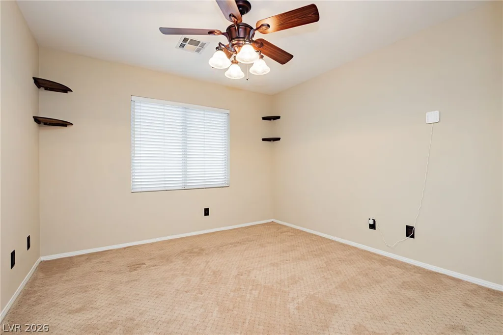 7427 Tomahawk Bend, Las Vegas, NV 89113