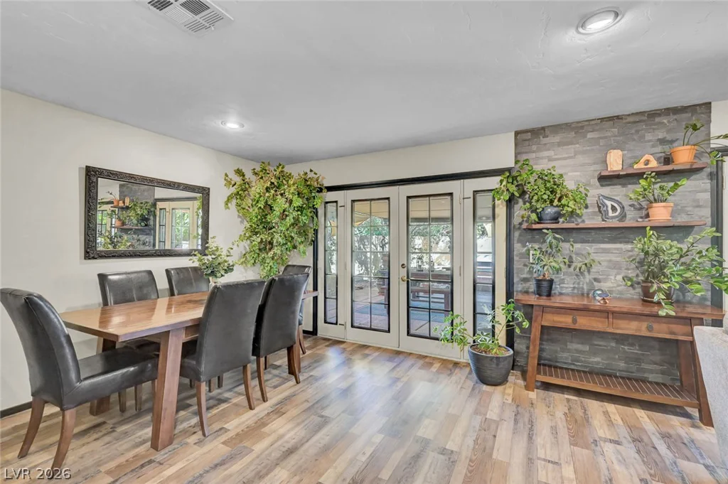3949 Brighthill, Las Vegas, NV 89121