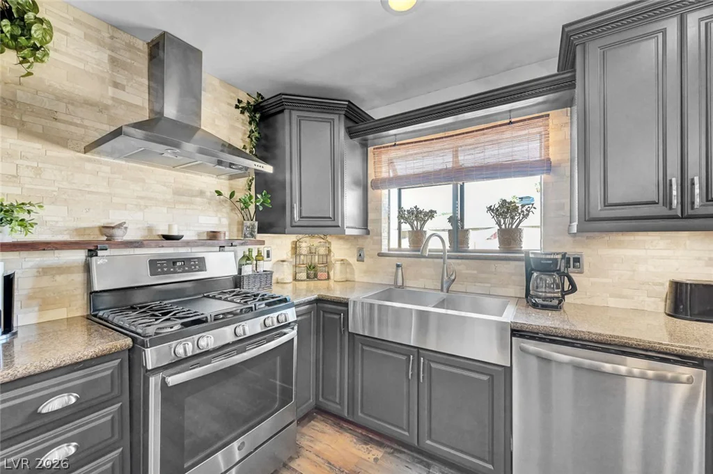 3949 Brighthill, Las Vegas, NV 89121