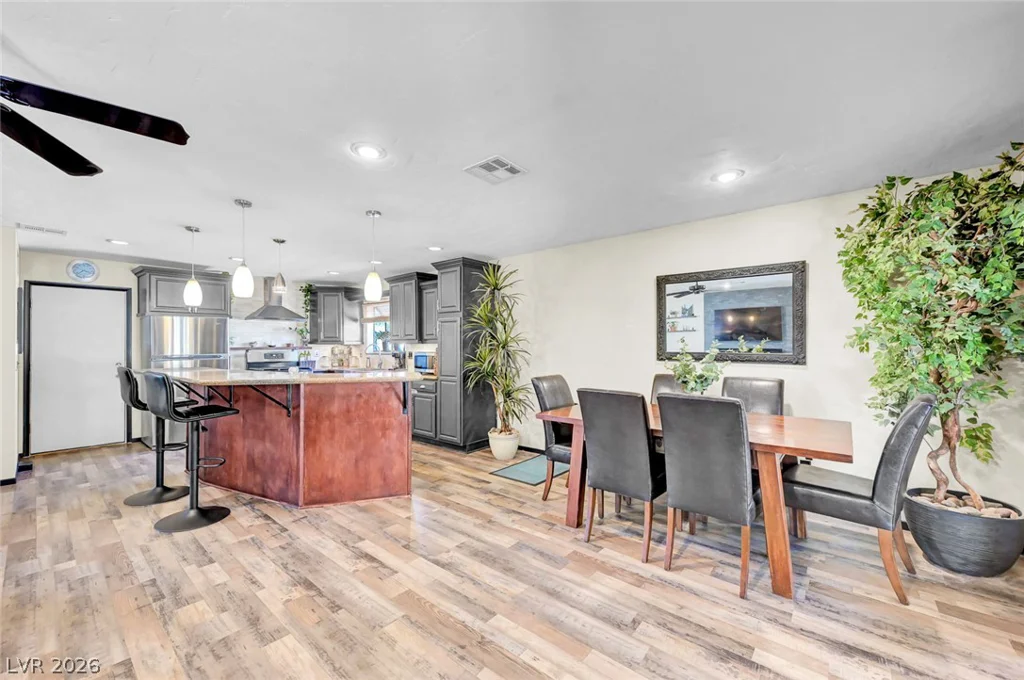 3949 Brighthill, Las Vegas, NV 89121