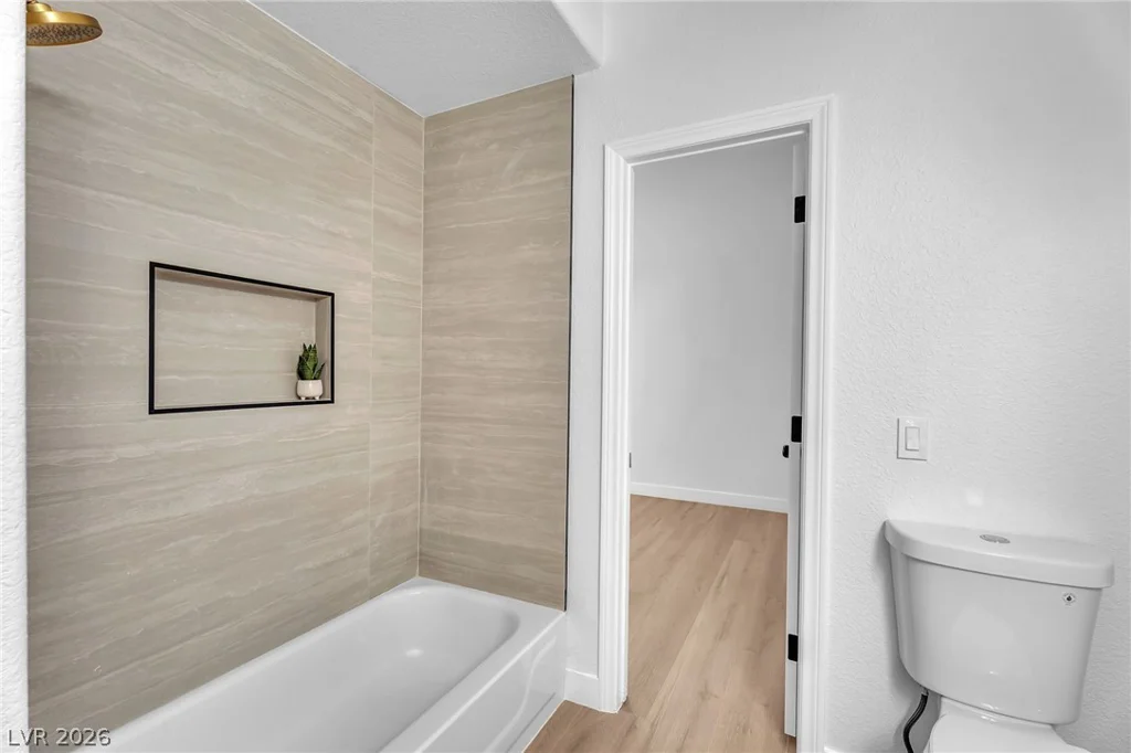 5225 Reno, Las Vegas, NV 89118