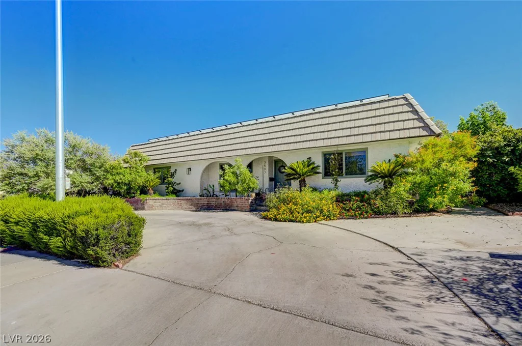 3507 La Paloma, Las Vegas, NV 89121