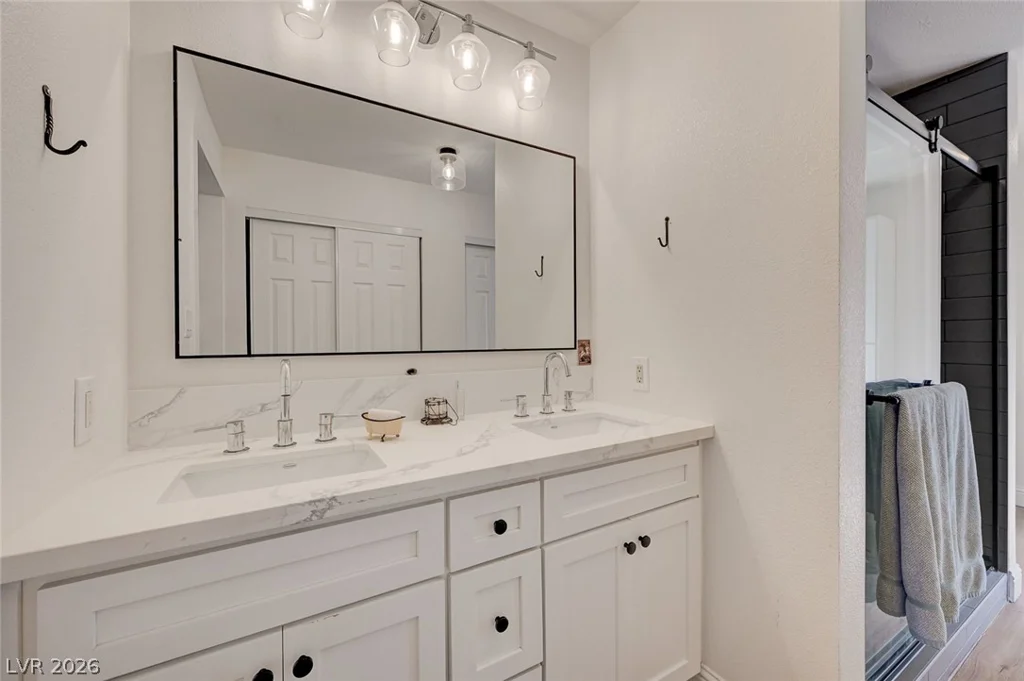 3507 La Paloma, Las Vegas, NV 89121