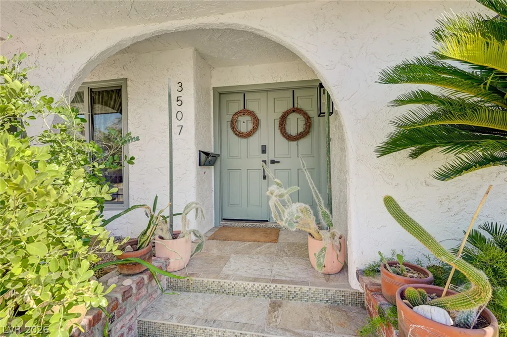 3507 La Paloma, Las Vegas, NV 89121