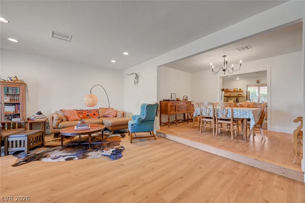 3507 La Paloma, Las Vegas, NV 89121