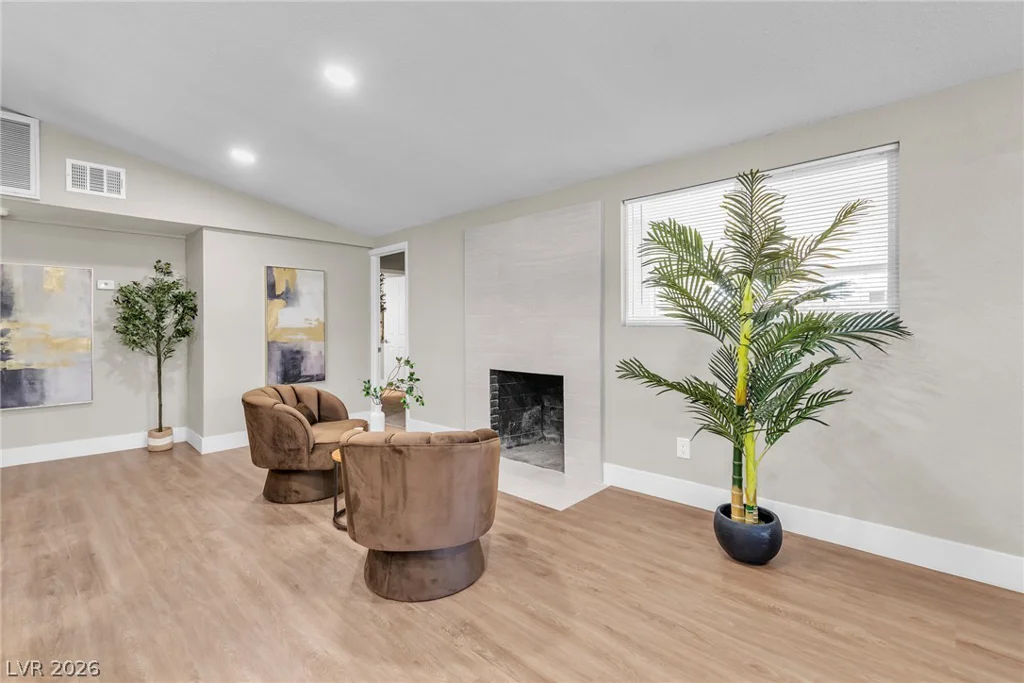 5617 Idle, Las Vegas, NV 89107